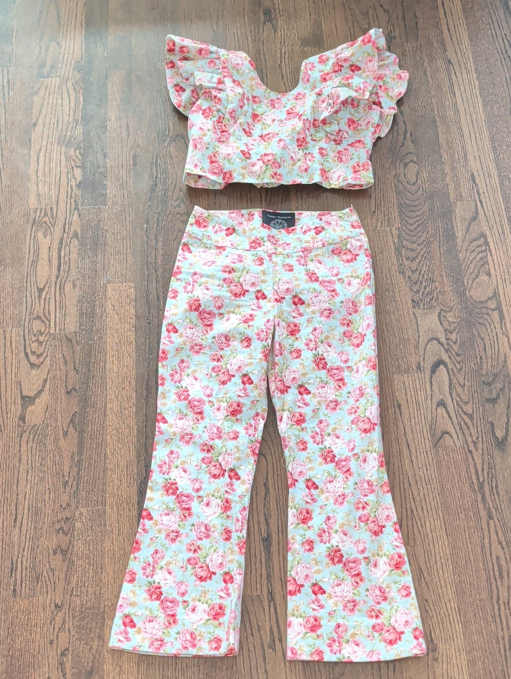 Lindsey Thornburg: Rare Floral Crop Top & Flared Pants Set - Pink Rose Print